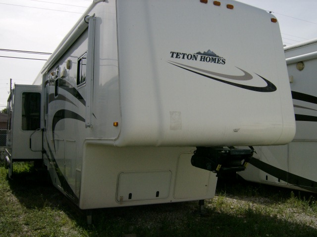 Used 2007 Teton Frontier 39ft Fifth Wheel